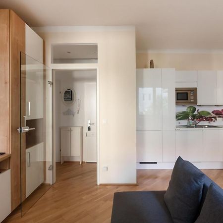 Appartamento Absolute Ruhelage Im Zentrum Mit Parkplatz Vienna Esterno foto